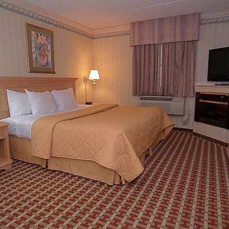 Comfort Inn & Suites Quakertown Buitenkant foto