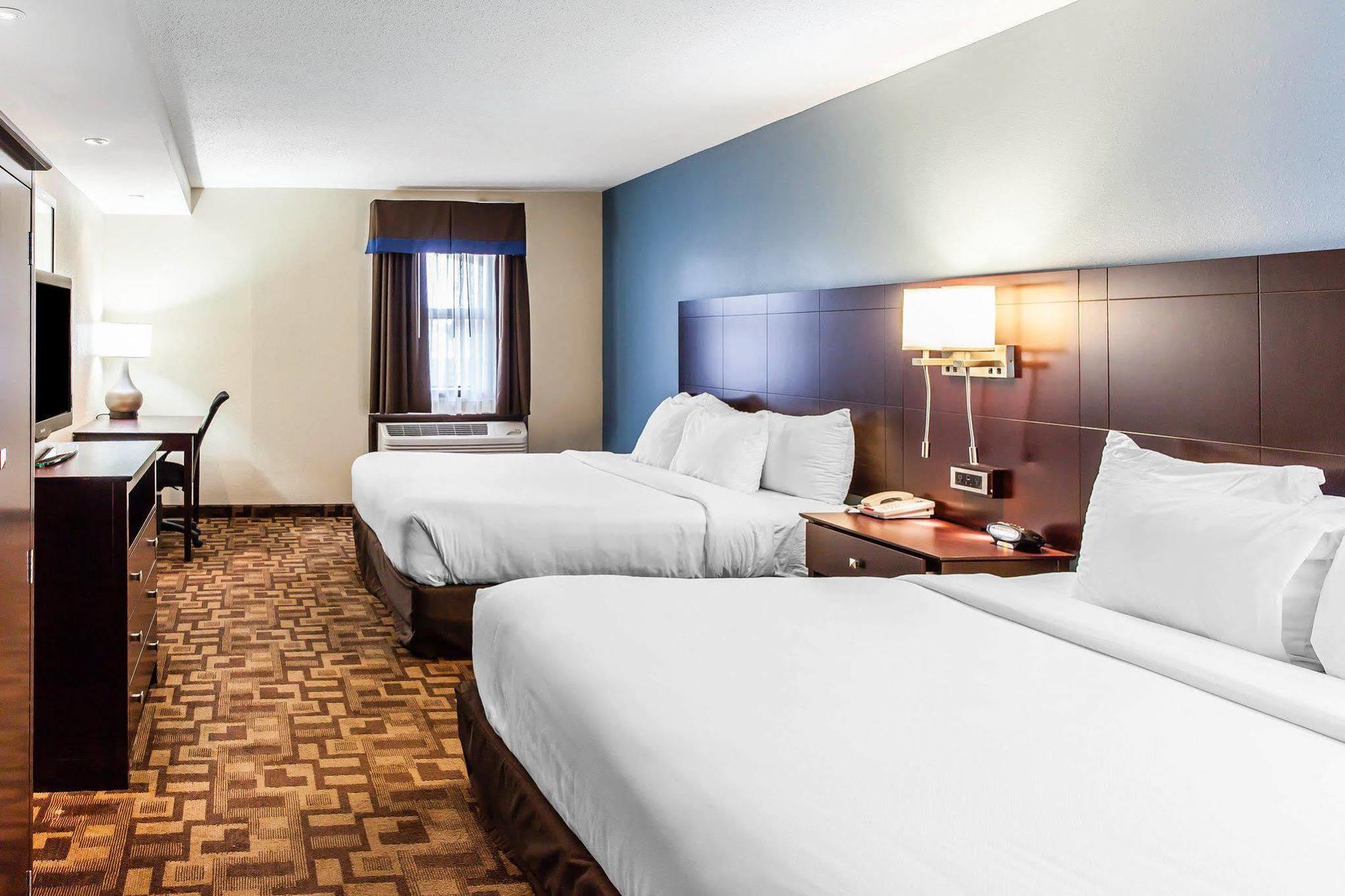 Comfort Inn & Suites Quakertown Buitenkant foto